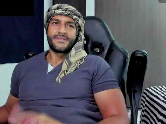 Handsoman11