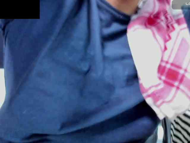 Handsoman11 Live Webcam on BongaCams