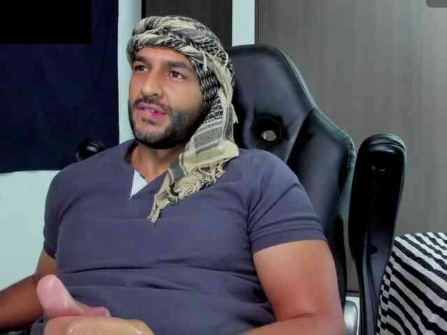 Handsoman11