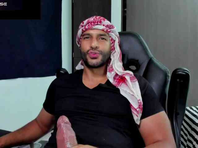 Handsoman11 Handsoman11