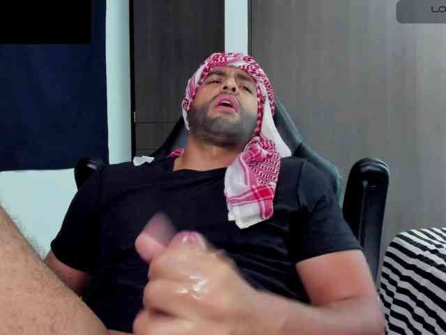 Handsoman11