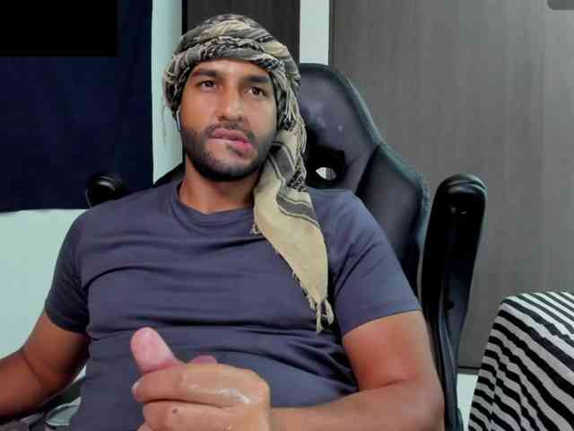 Handsoman11