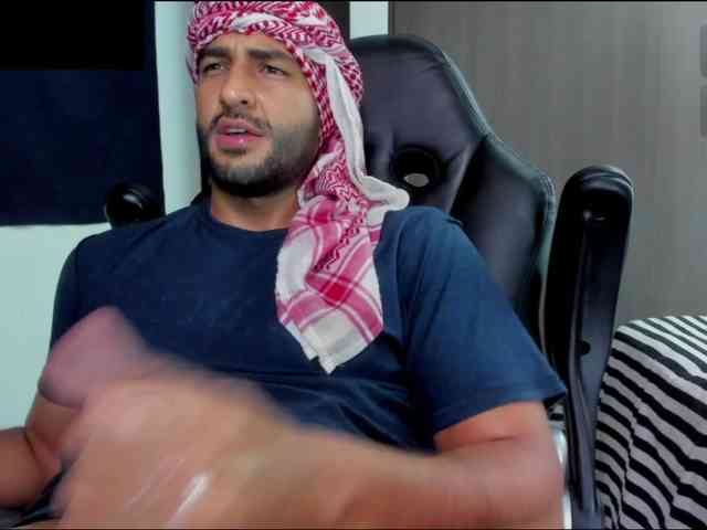 Handsoman11 Handsoman11