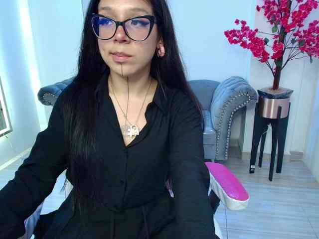 jenjen-purple webcam