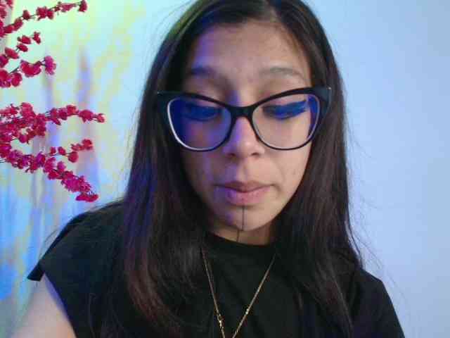 jenjen-purple webcam