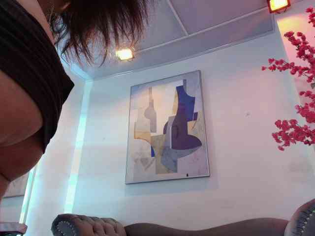 jenjen-purple Live Webcam on BongaCams