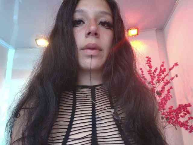 jenjen-purple webcam