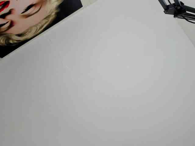 saritaloven Live Webcam on BongaCams