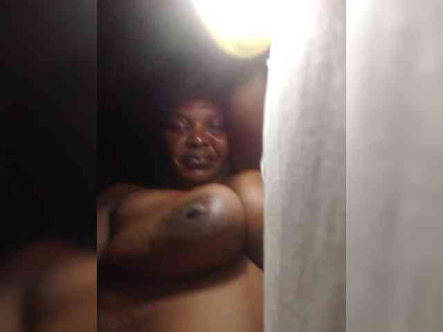 Sexymilly1 webcam