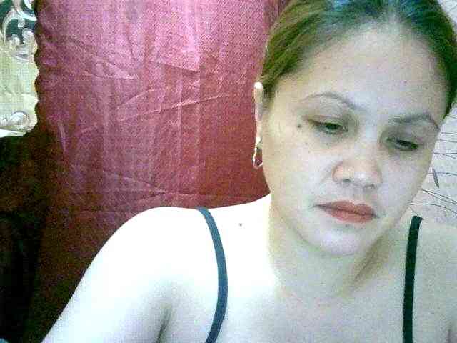 Sweety-Lovely webcam
