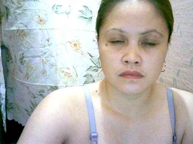 Sweety-Lovely webcam