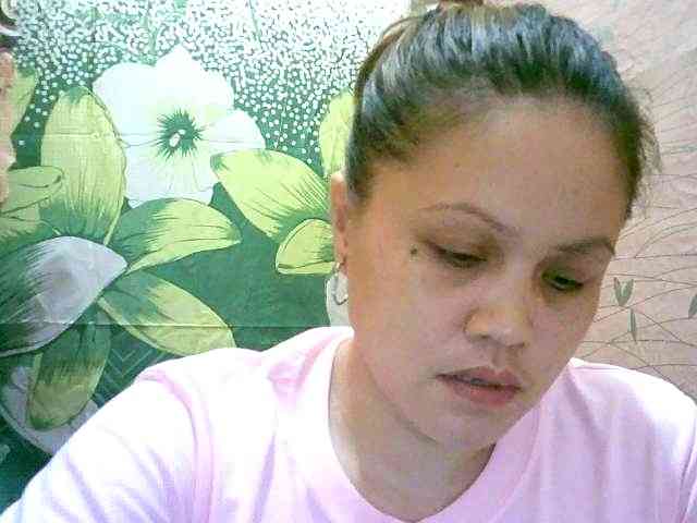 Sweety-Lovely webcam