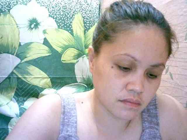 Sweety-Lovely webcam