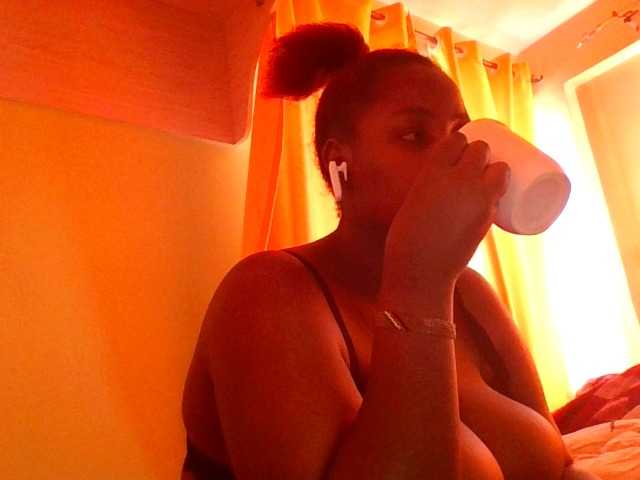 sauccyspoilage webcam