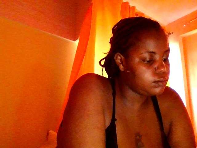 Watch sweet camslut Sauccyspoilage sauccyspoilage from BongaCams