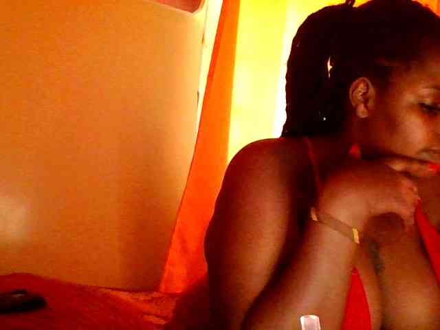 sauccyspoilage webcam