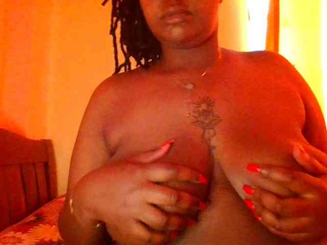 sauccyspoilage webcam
