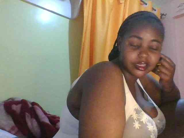 sauccyspoilage webcam
