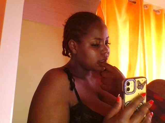 sauccyspoilage webcam