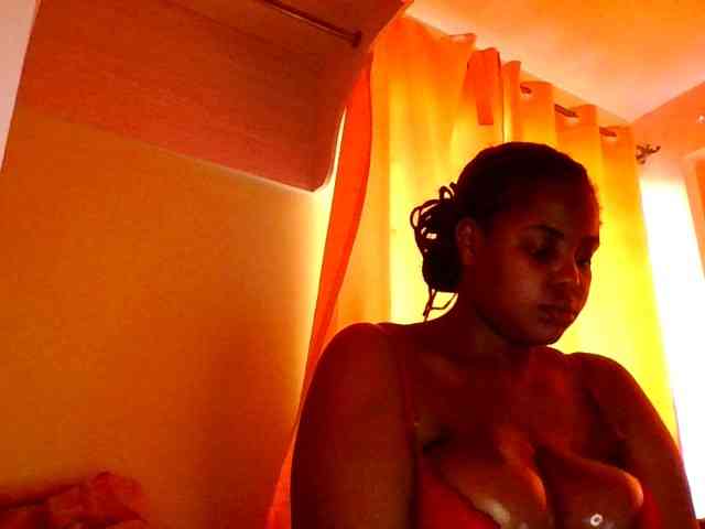 sauccyspoilage webcam