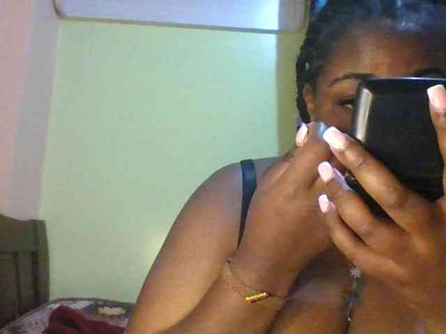 sauccyspoilage webcam