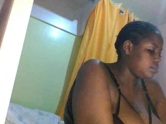 sauccyspoilage webcam