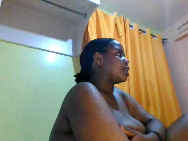 sauccyspoilage webcam