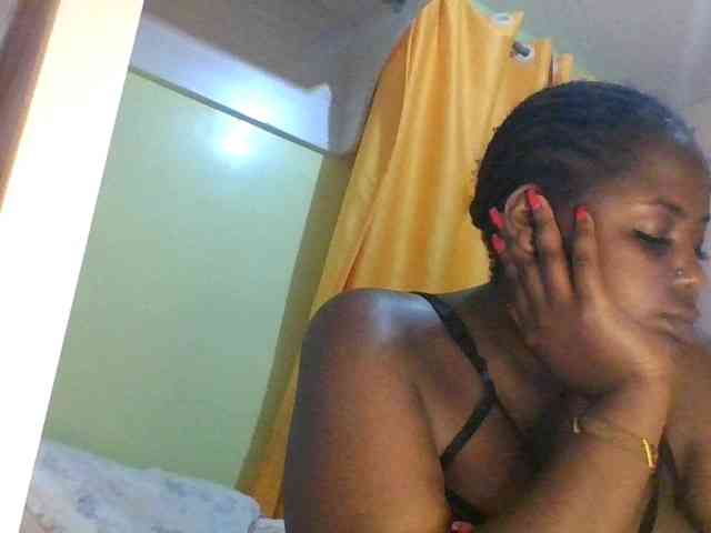 sauccyspoilage webcam