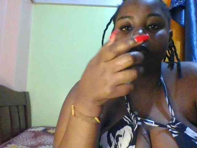 sauccyspoilage Live Webcam on BongaCams