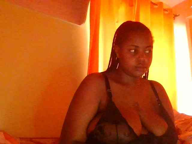 sauccyspoilage webcam