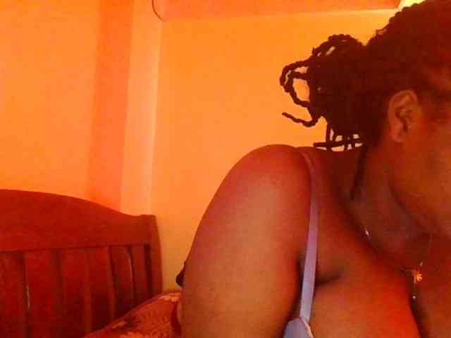 sauccyspoilage webcam