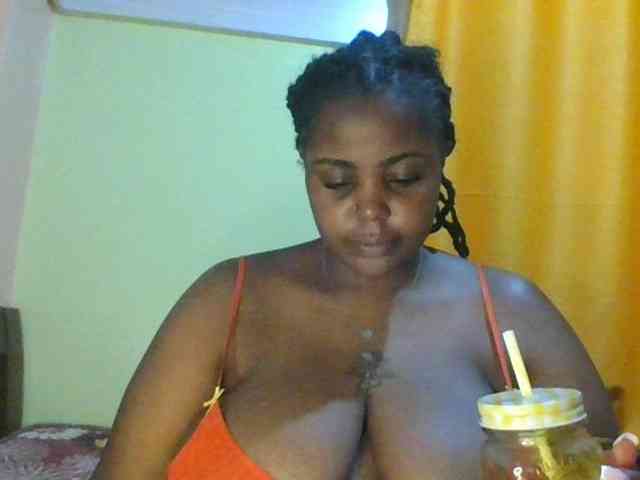 sauccyspoilage webcam