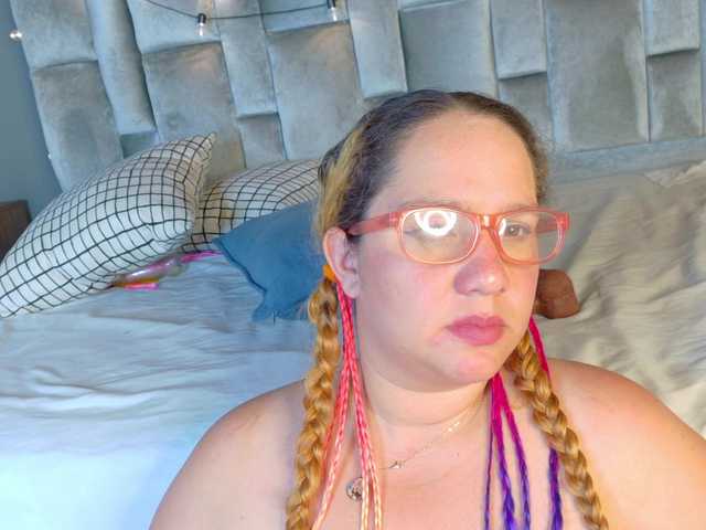 JenaCooper's BongaCams show and profile