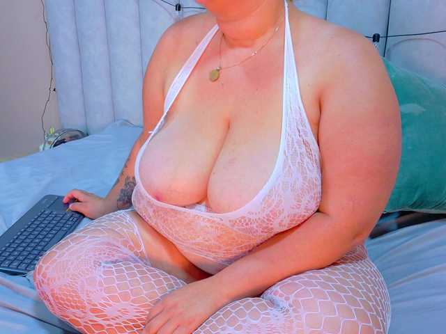 JenaCooper's BongaCams show and profile