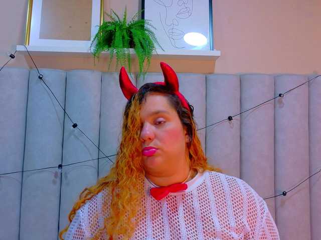 JenaCooper's BongaCams show and profile