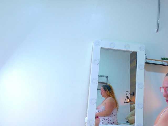 JenaCooper's BongaCams show and profile