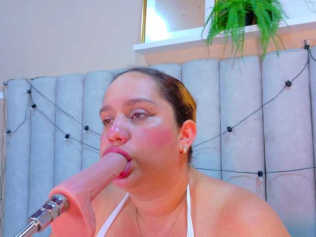 JenaCooper's BongaCams show and profile