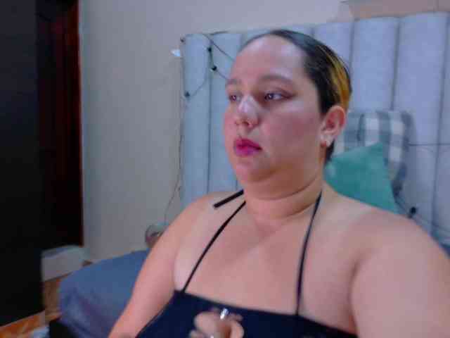 JenaCooper Live Webcam on BongaCams