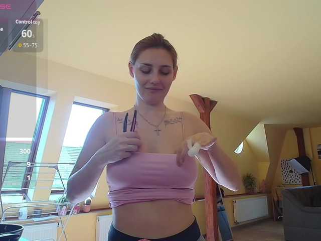 Lollitta's BongaCams show and profile