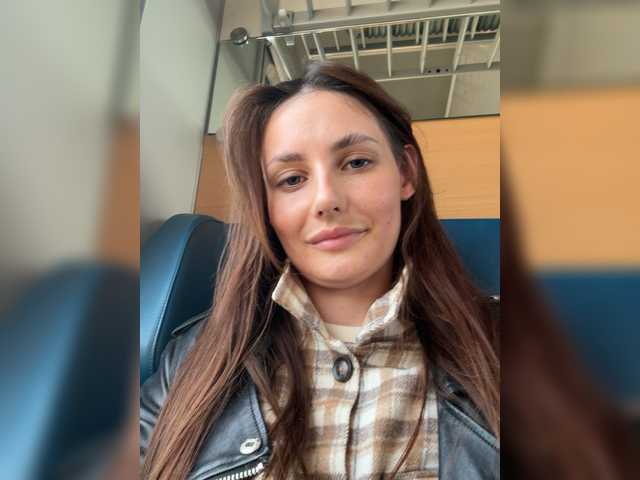 Discover sexy performer Lollitta Lollitta from BongaCams