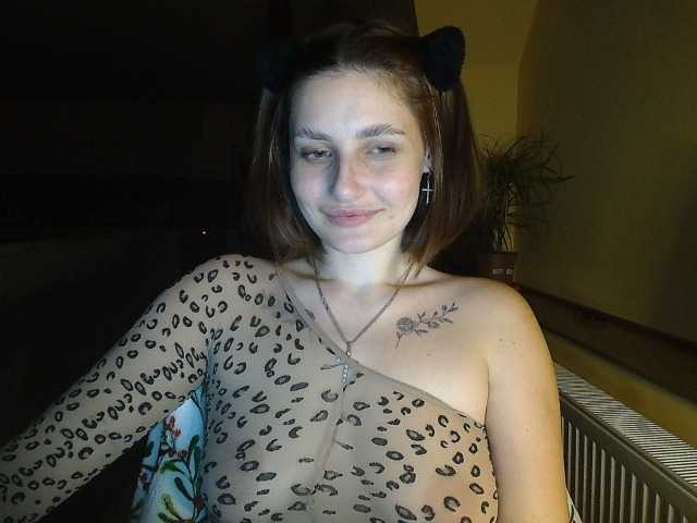 Lollitta's BongaCams show and profile