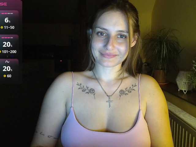 Lollitta's BongaCams show and profile