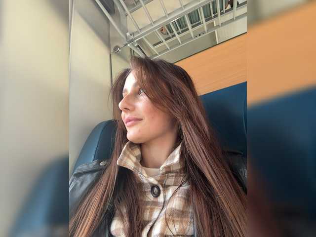 Discover sexy performer Lollitta Lollitta from BongaCams