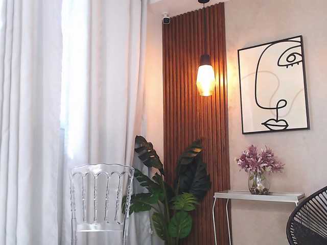 Lia-Mar's BongaCams show and profile