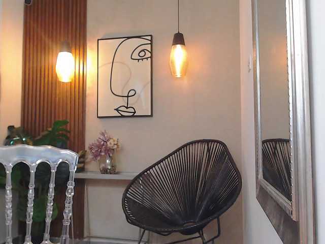 Lia-Mar's BongaCams show and profile