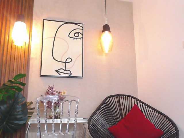 Lia-Mar's BongaCams show and profile