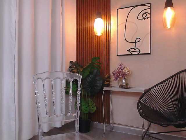 Lia-Mar's BongaCams show and profile