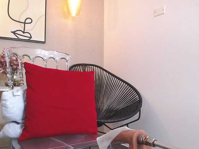 Lia-Mar's BongaCams show and profile