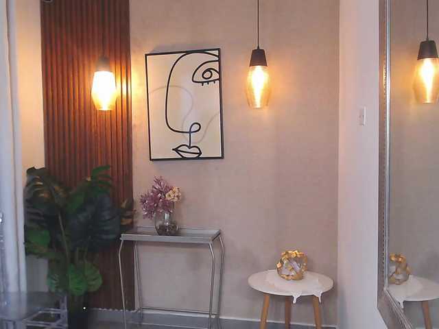 Lia-Mar's BongaCams show and profile