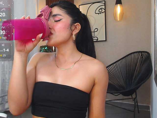 Lia-Mar's BongaCams show and profile